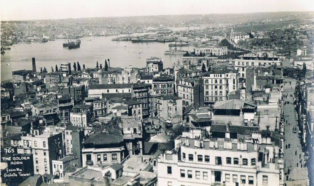 Beyoğlu'nun ismindeki "Bey" ve "Oğlu" Kim? 17